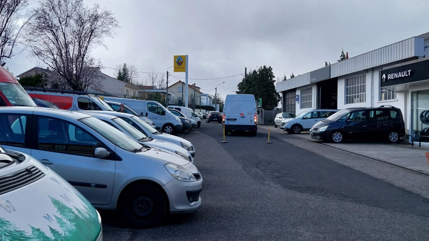 Fdc : garage automobile entretien et reparation à reprendre - Agglo. de Clermont-Ferrand (63)